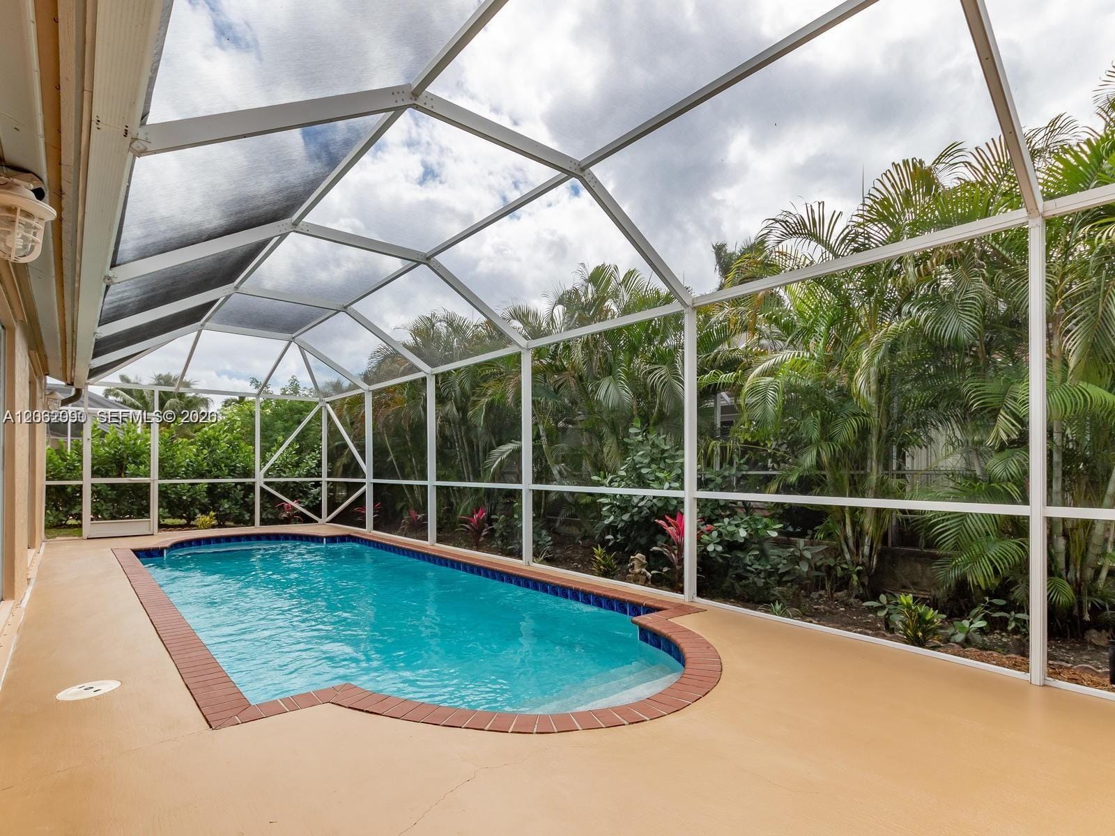 19334 NW 12th Street — photo 12