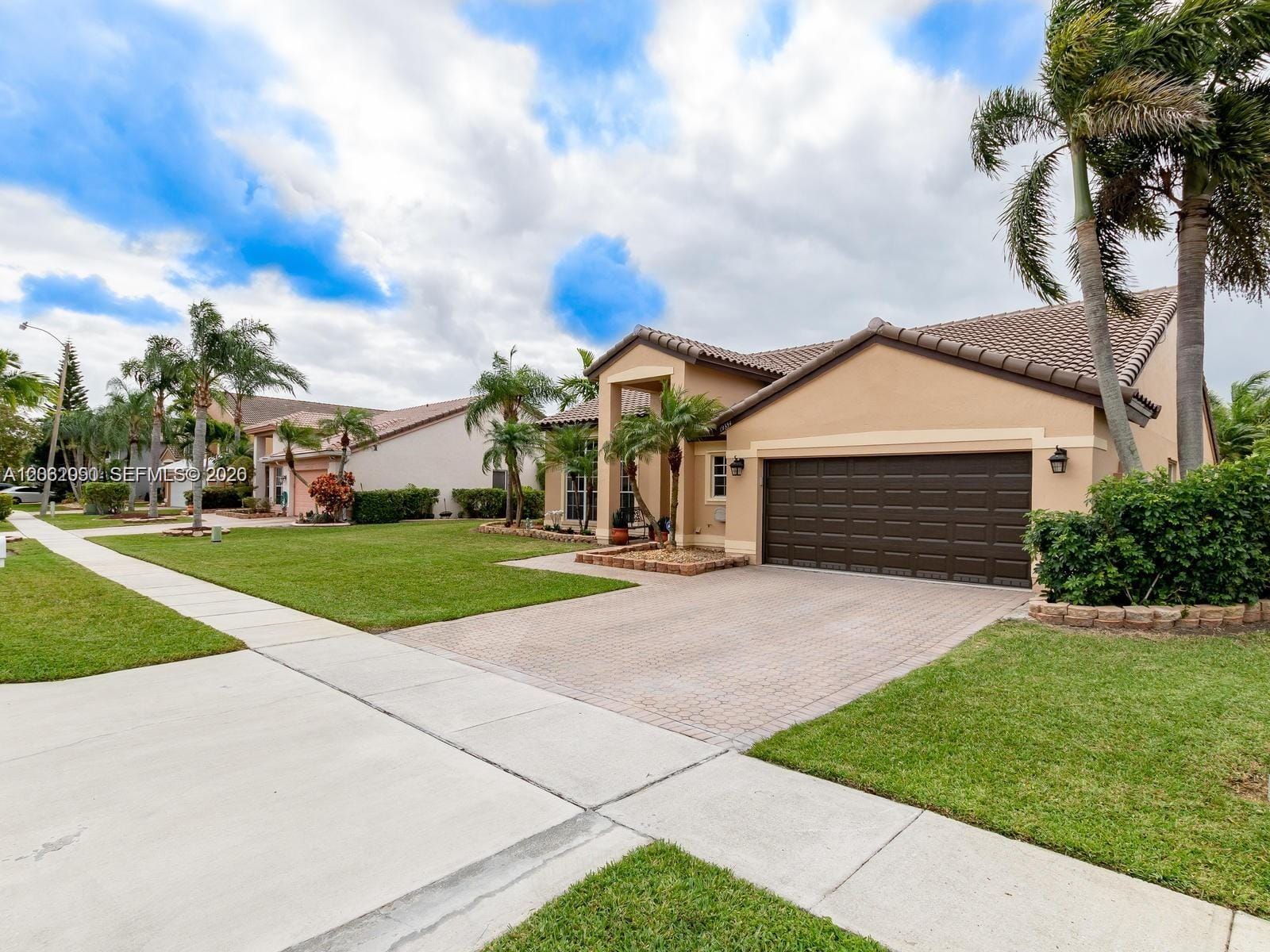 19334 NW 12th Street — photo 3