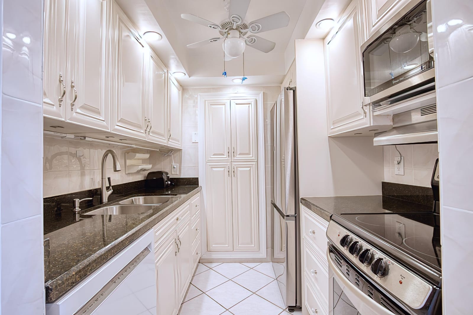 111 BRINY Avenue 16-08, Pompano Beach, FL 33062 photo 2