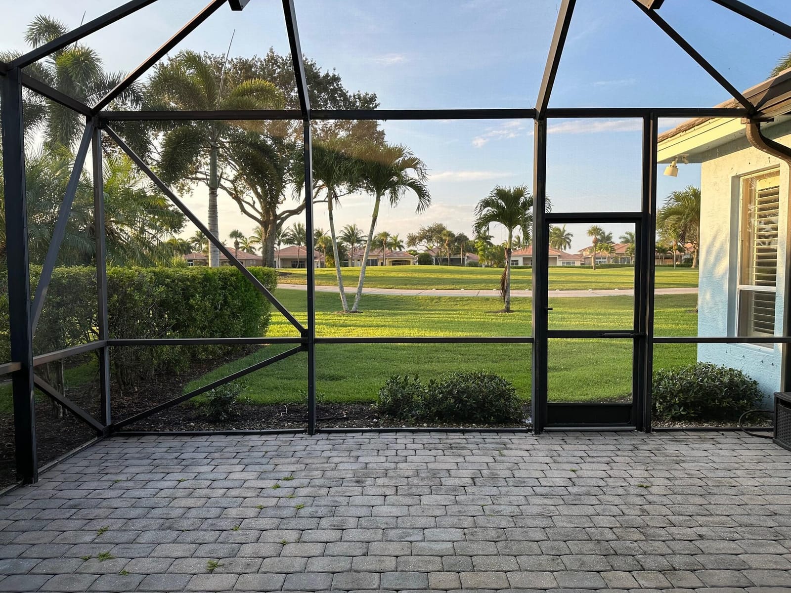 10685 LA STRADA 10685 — photo 12