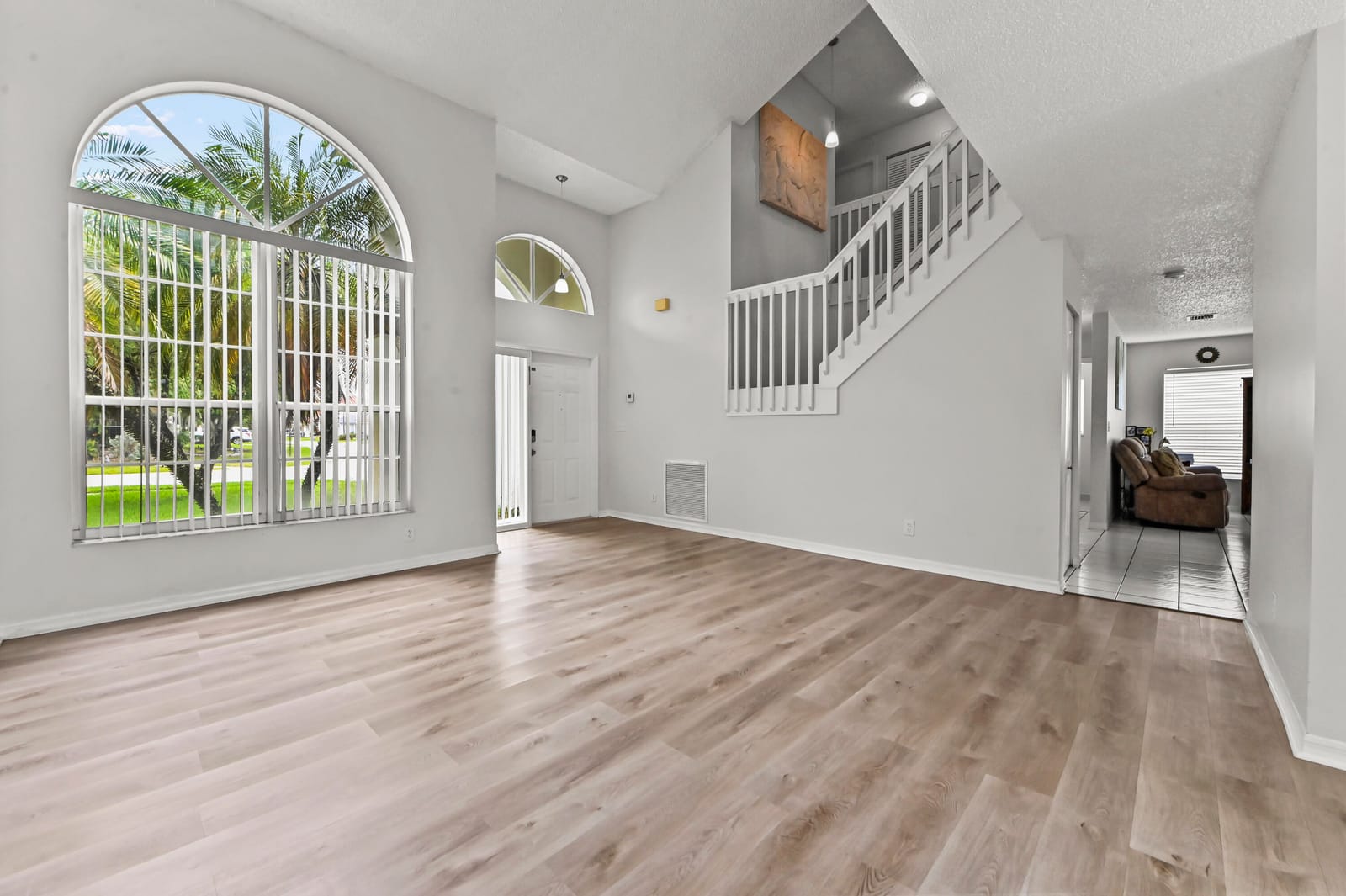 7581 BRISTOL BAY Lane — photo 7