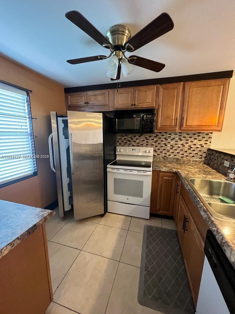 7305 NW 4th Place 108 — photo 4