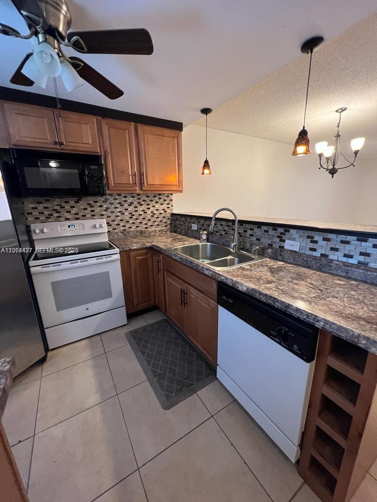 7305 NW 4th Place 108 — photo 5