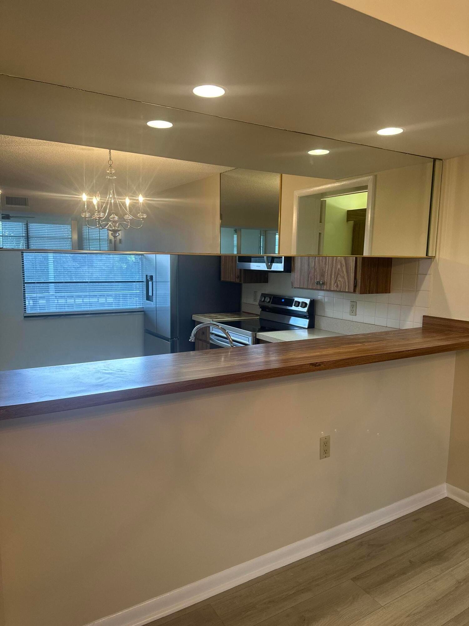 3507 VILLAGE Boulevard 302 — photo 4