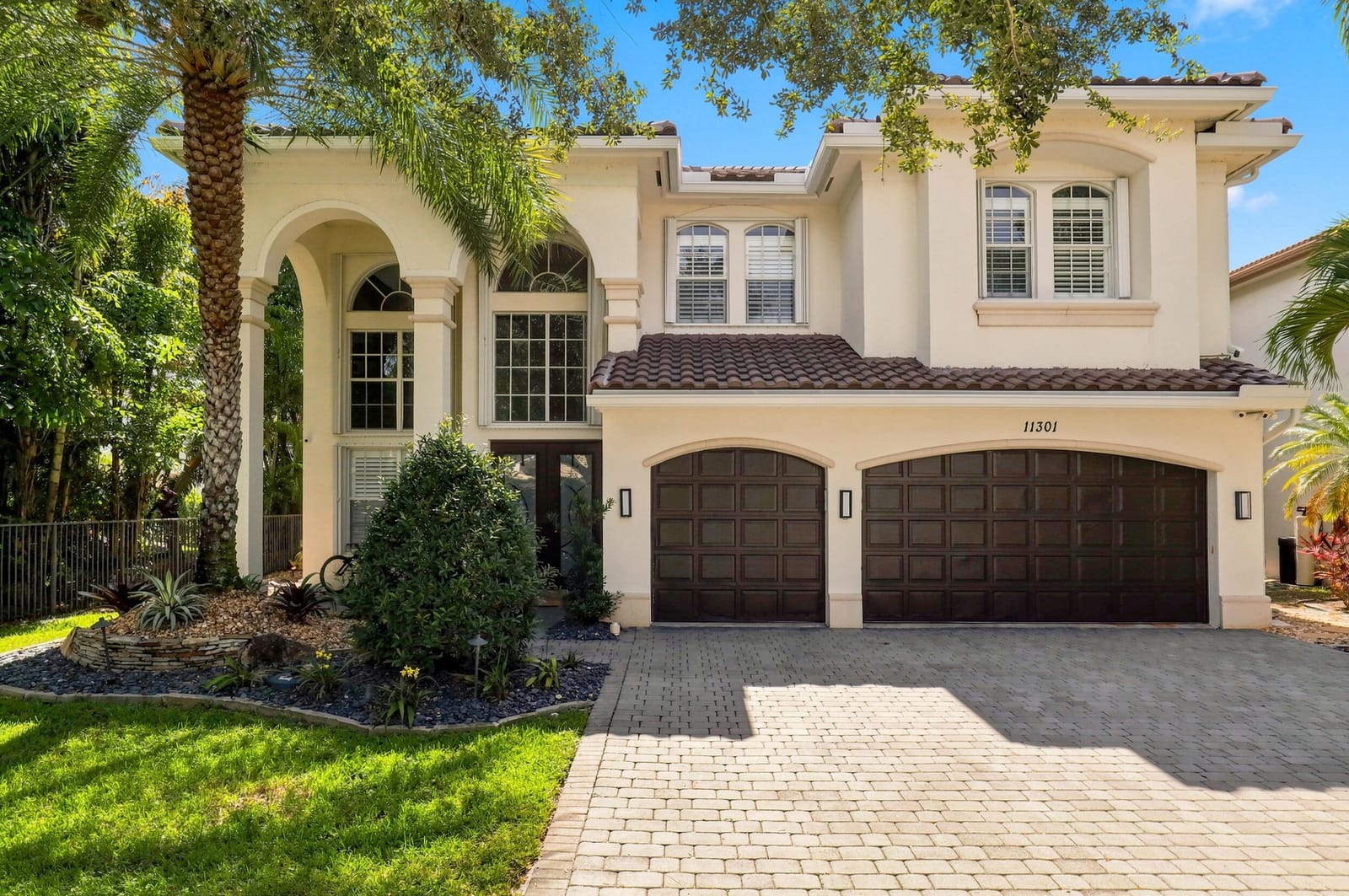 11301 Misty Ridge Way — photo 3
