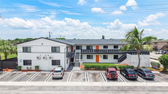 940 NW 8th Avenue, Pompano Beach, FL 33060