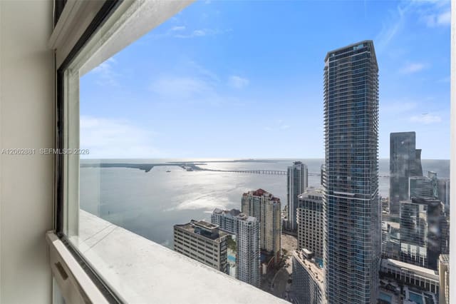 950 Brickell Bay Drive 5507, Miami, FL 33131