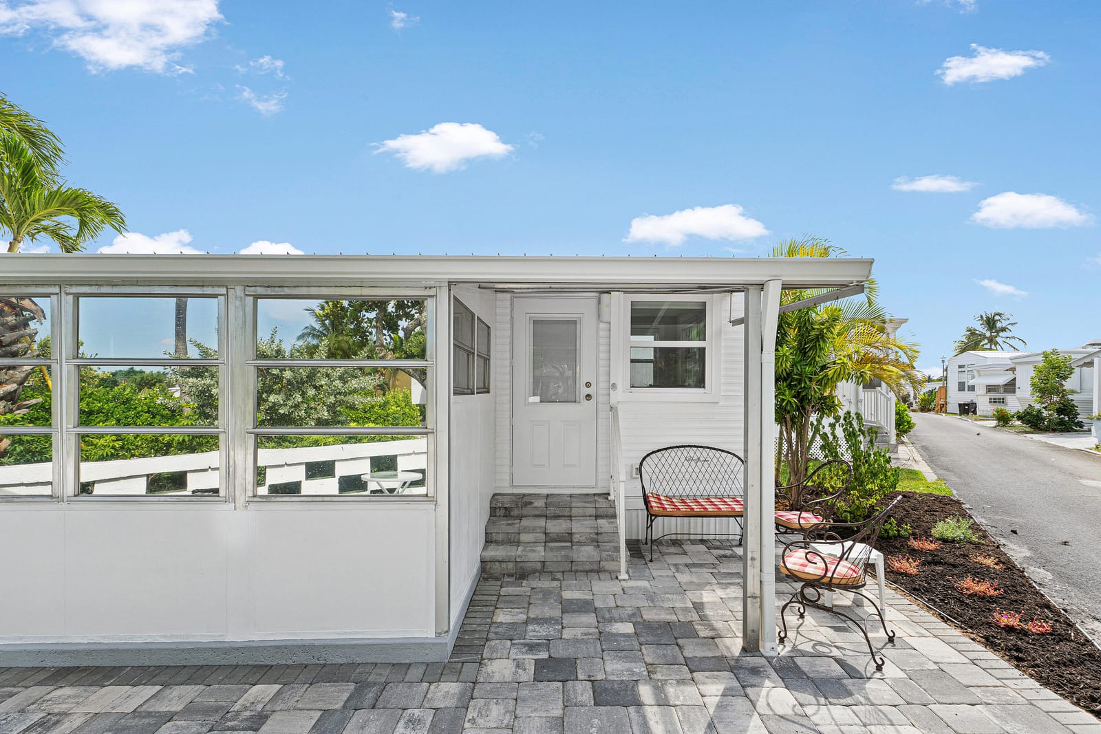 21 Bamboo Drive CD, Briny Breezes, FL 33435 photo 2