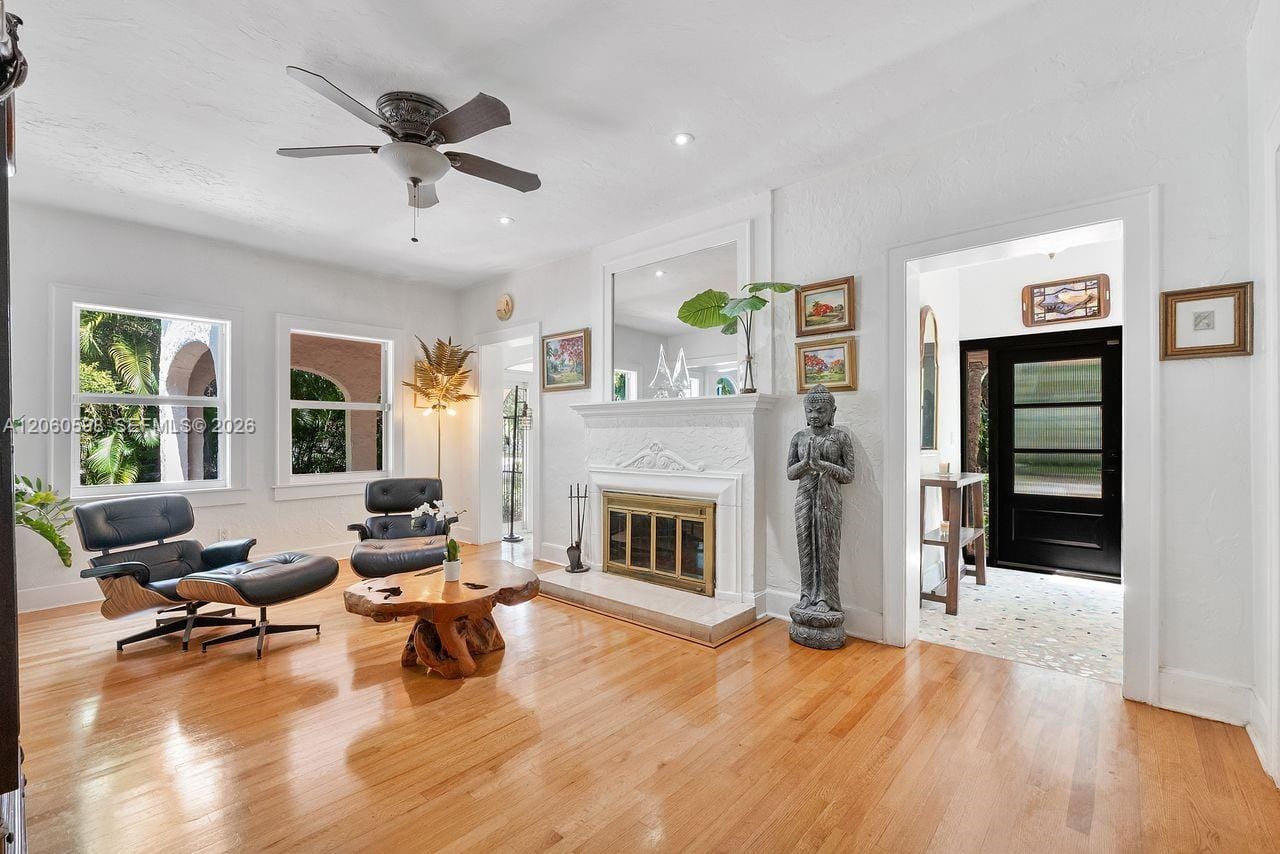 1042 Sorolla Avenue, Coral Gables, FL 33134 photo 14