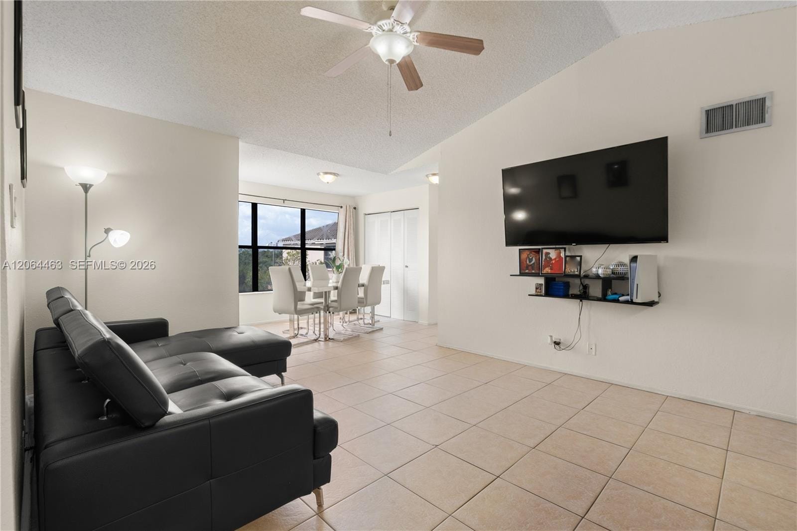 2866 S University Drive 5307 — photo 3