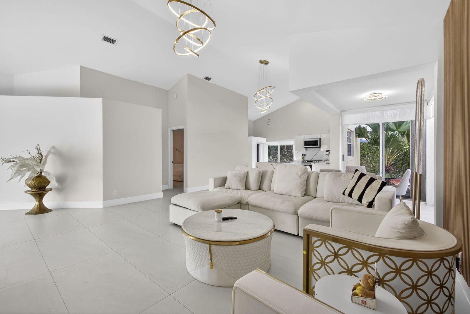 18 SELBY Lane, Palm Beach Gardens, FL 33418 photo 13