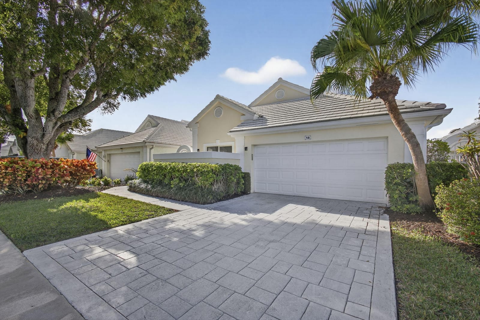 18 SELBY Lane — photo 3