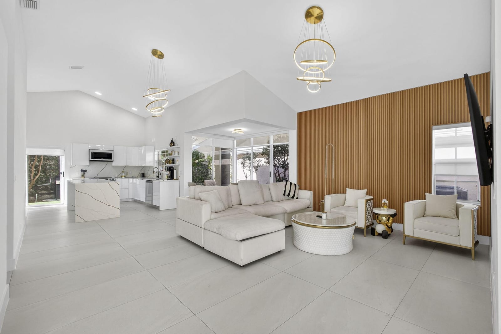 18 SELBY Lane — photo 10