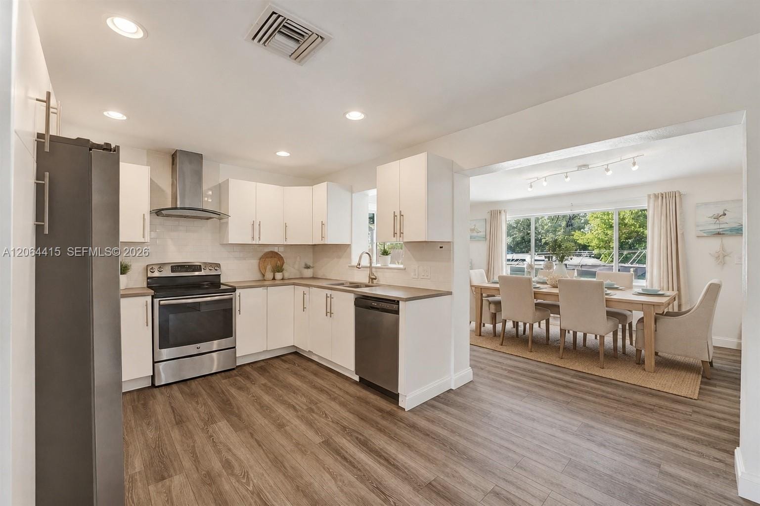 3730 SW 47th Court — photo 5