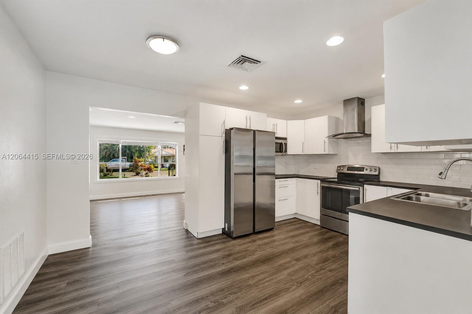 3730 SW 47th Court — photo 6