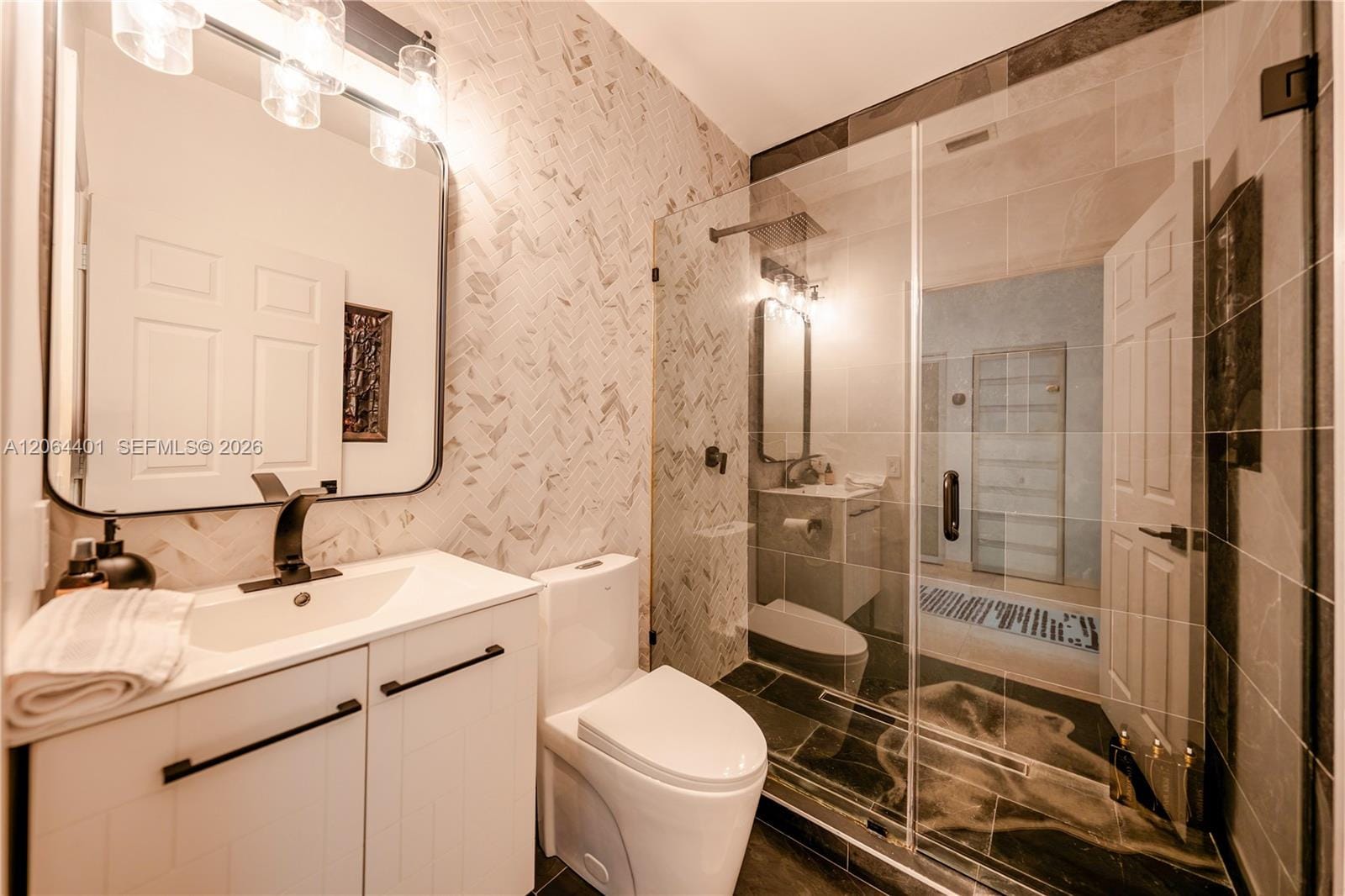 3917 Heron Ridge Lane — photo 11