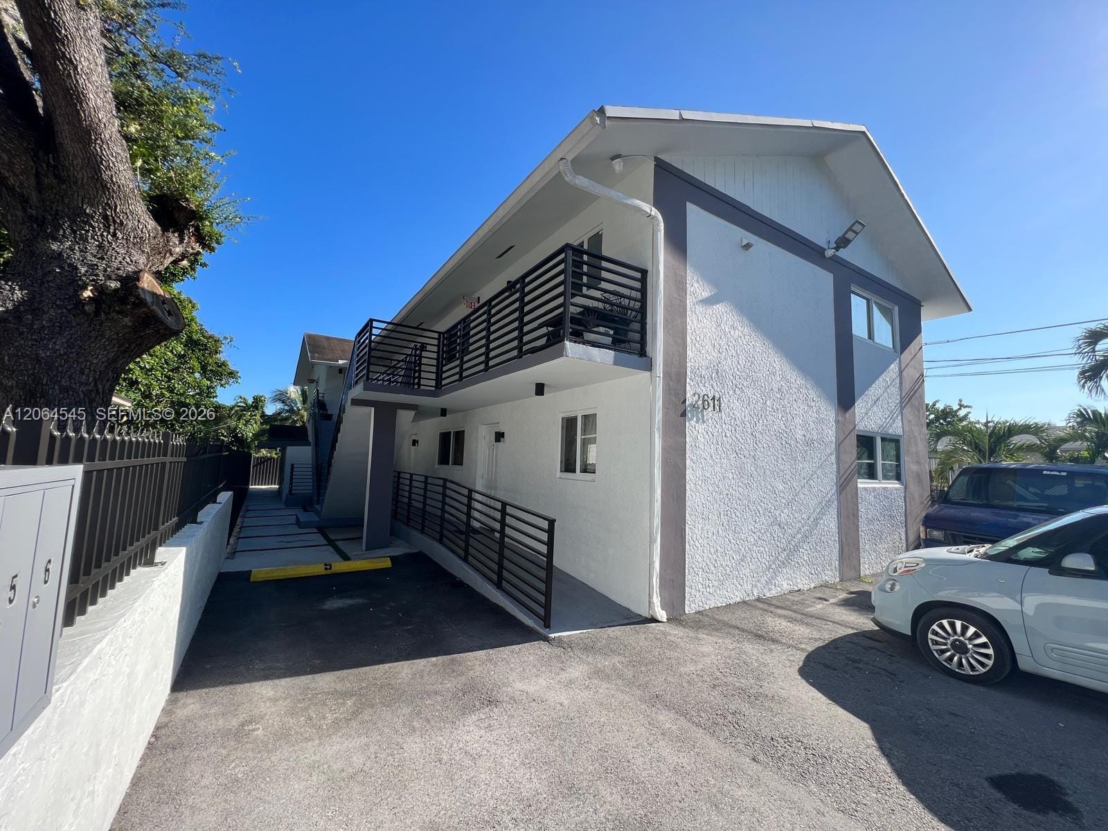 2611 NW 32nd Street, Miami, FL 33142 photo 4