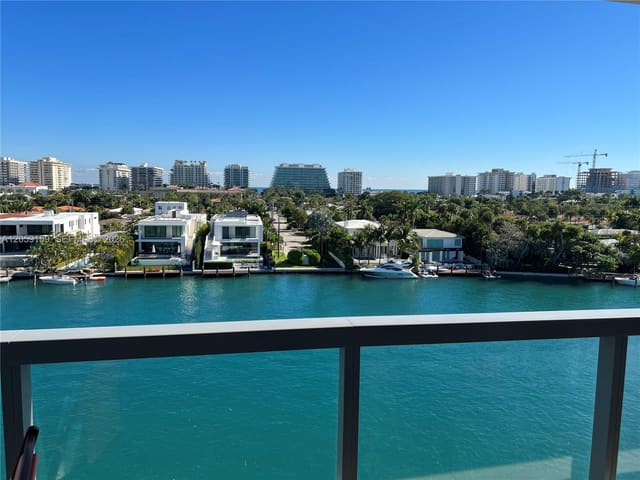 9261 E Bay Harbor Drive 503, Bay Harbor Islands, FL 33154
