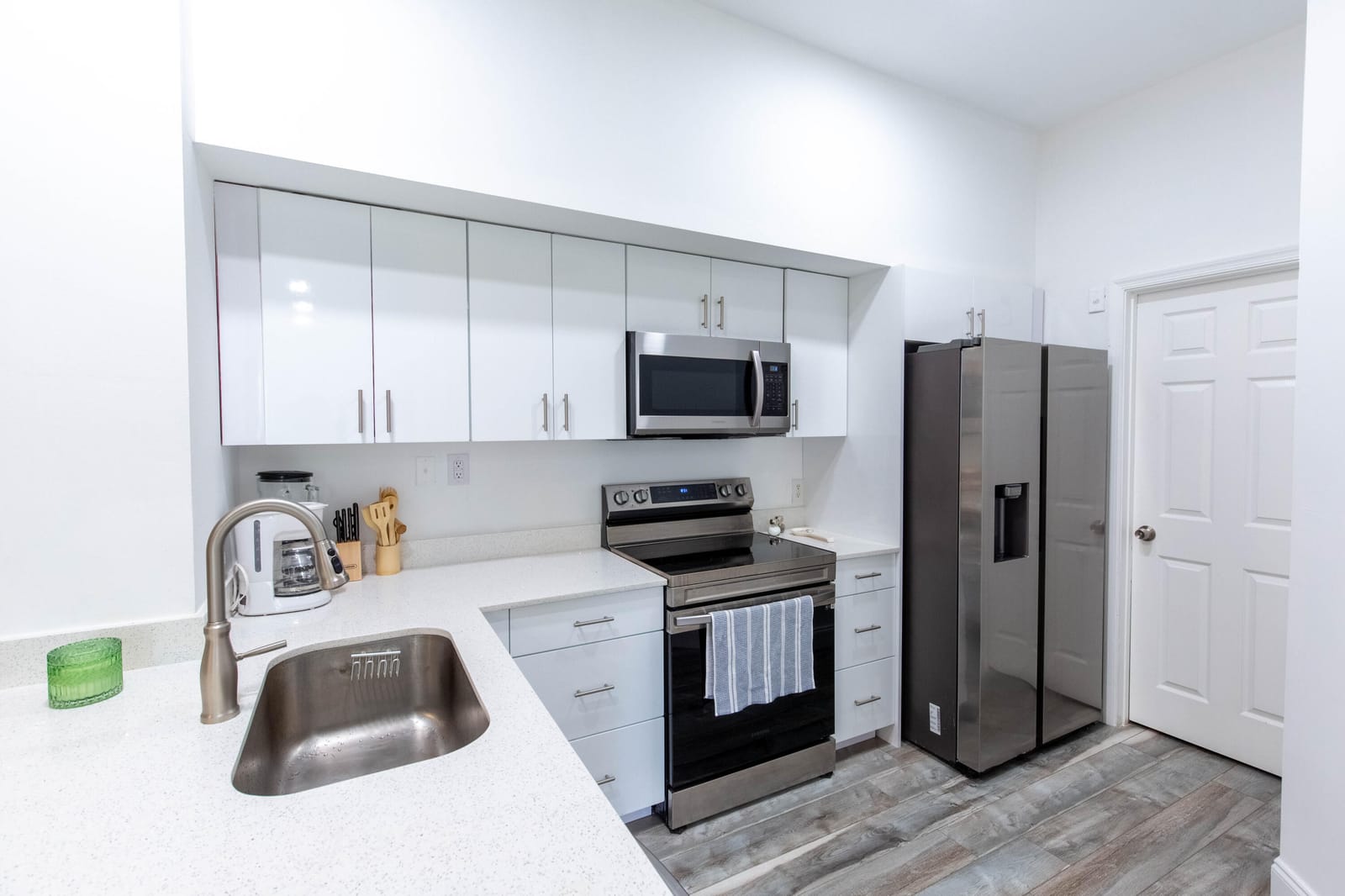 11790 SAINT ANDREWS Place 305 — photo 3