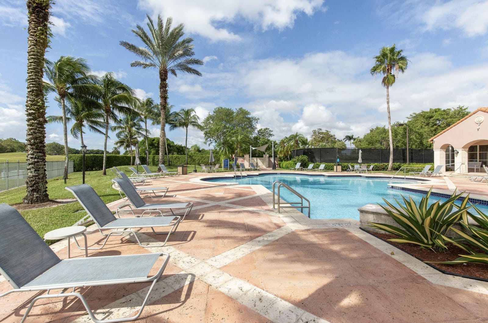 11790 SAINT ANDREWS Place 305, Wellington, FL 33414 photo 30
