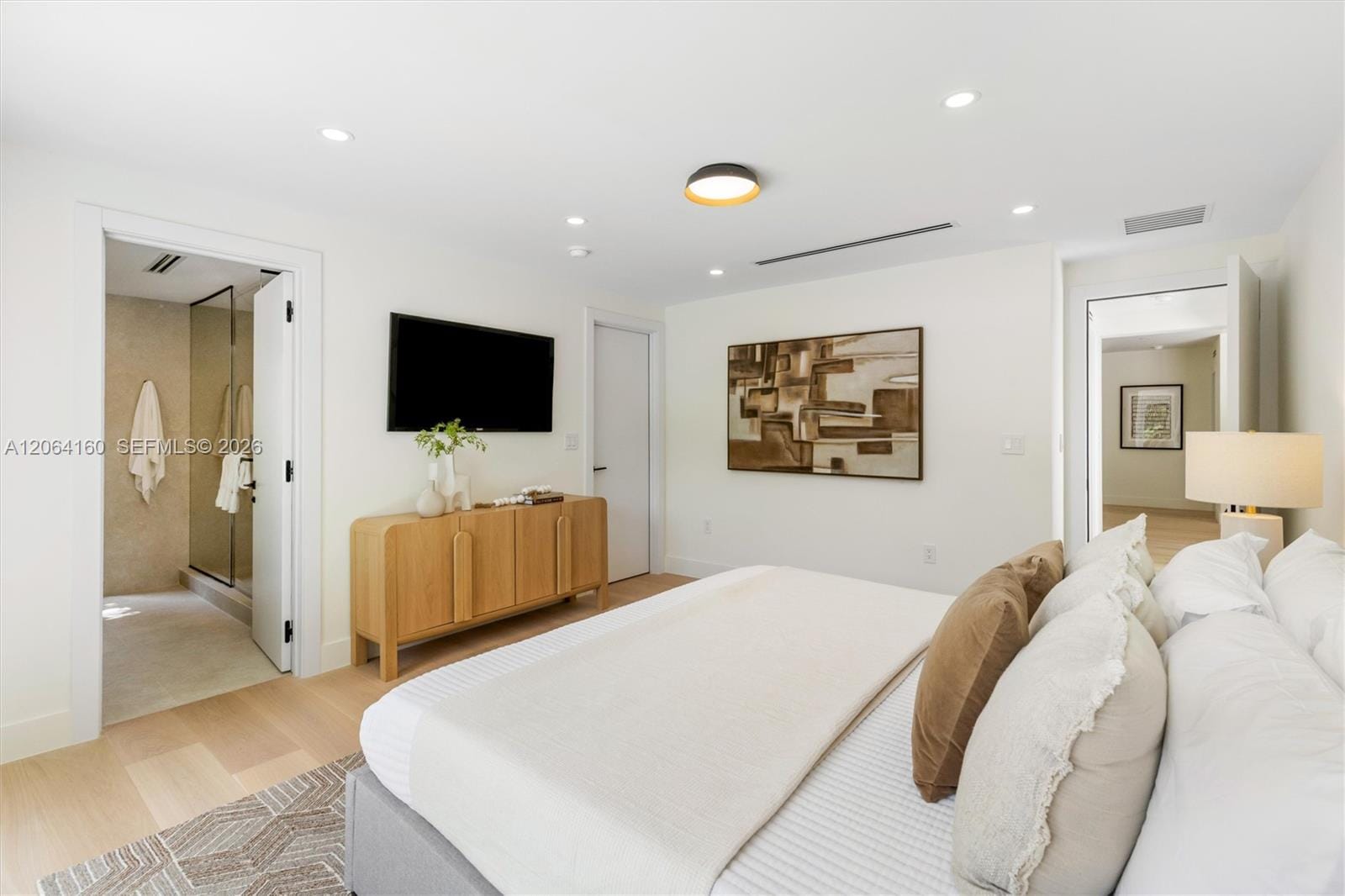 118 Sarto Avenue — photo 9