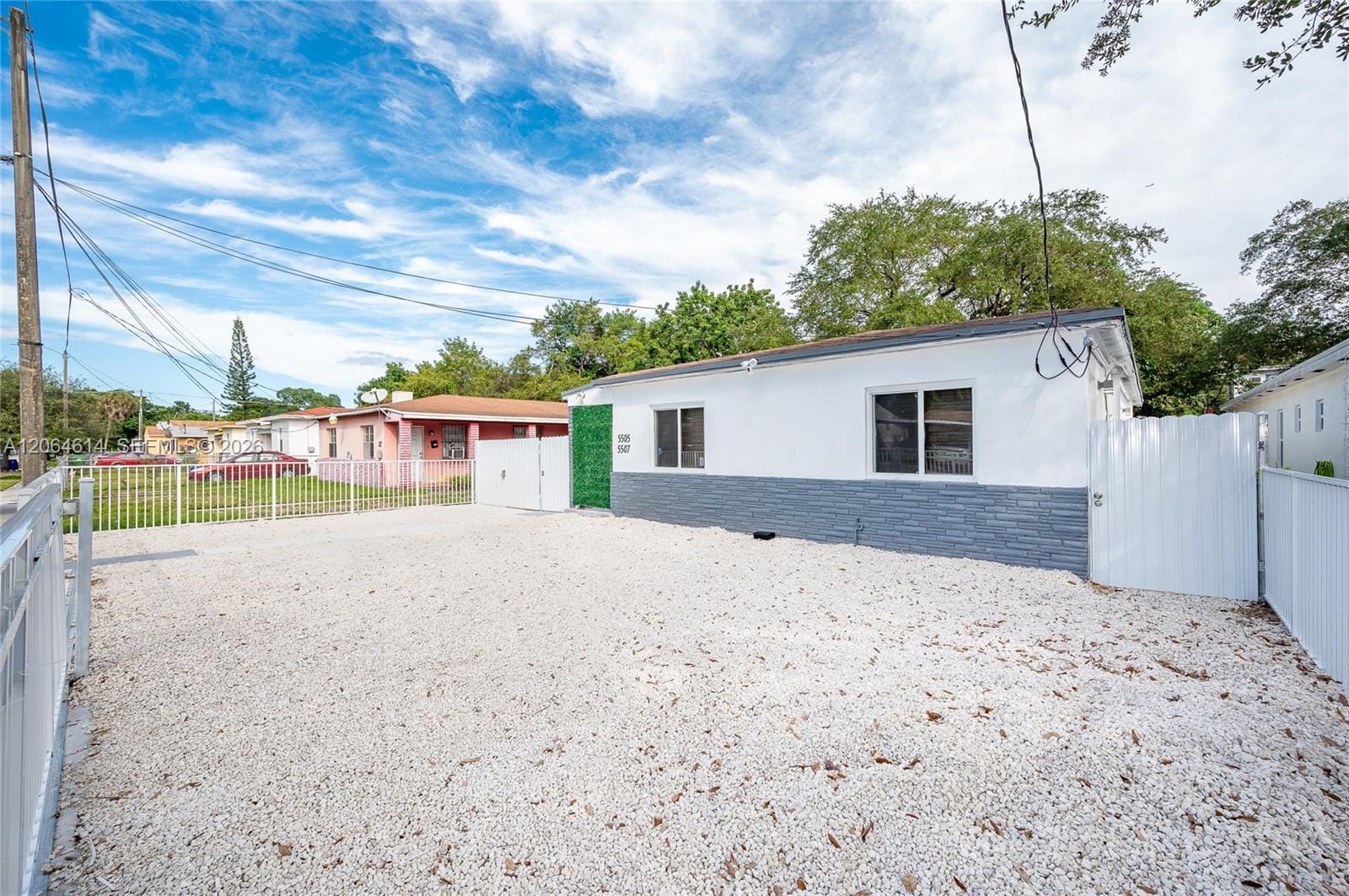5505 NW 5th Court 5507 — photo 1