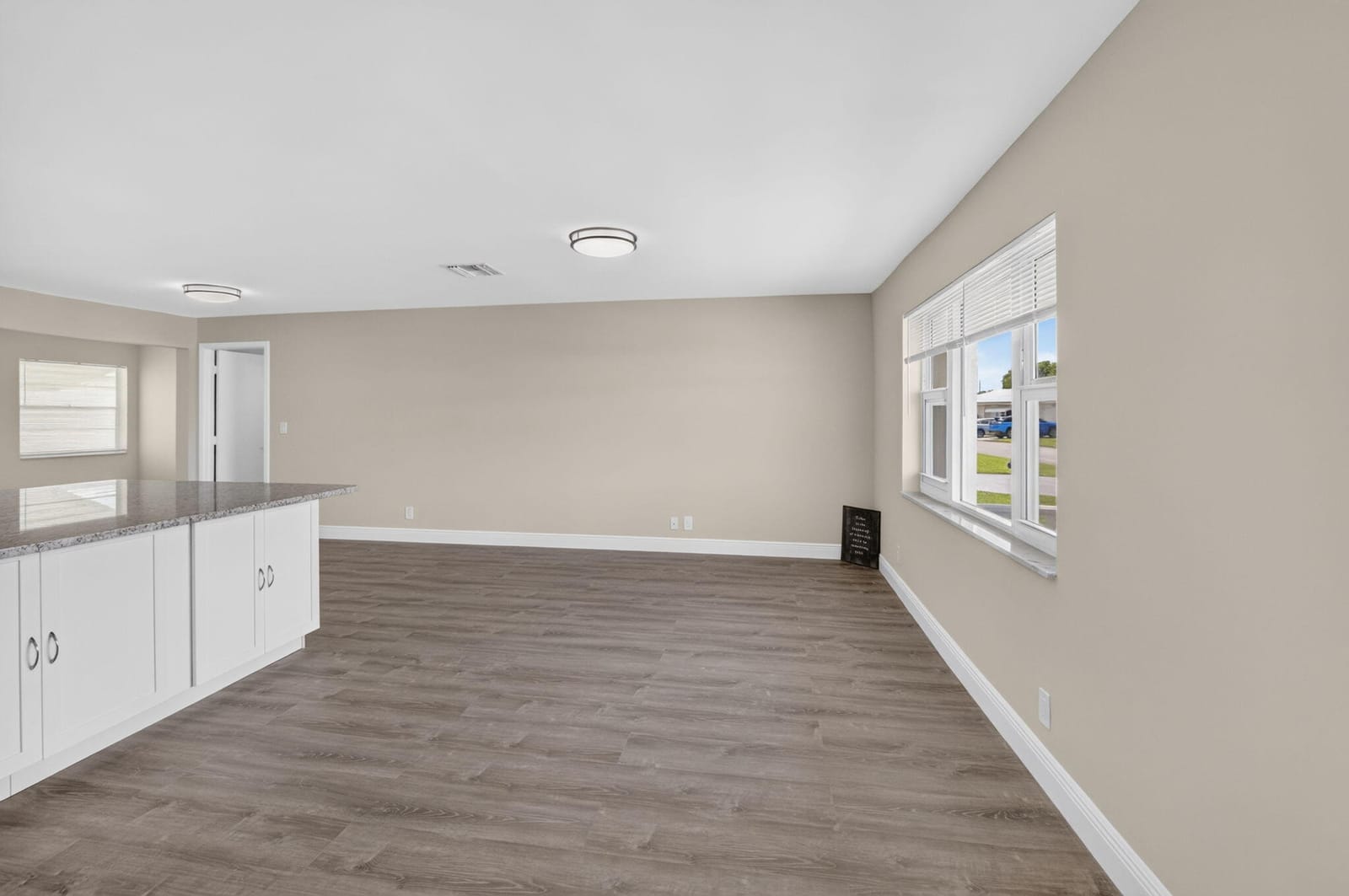 2081 SW 13th Terrace — photo 6