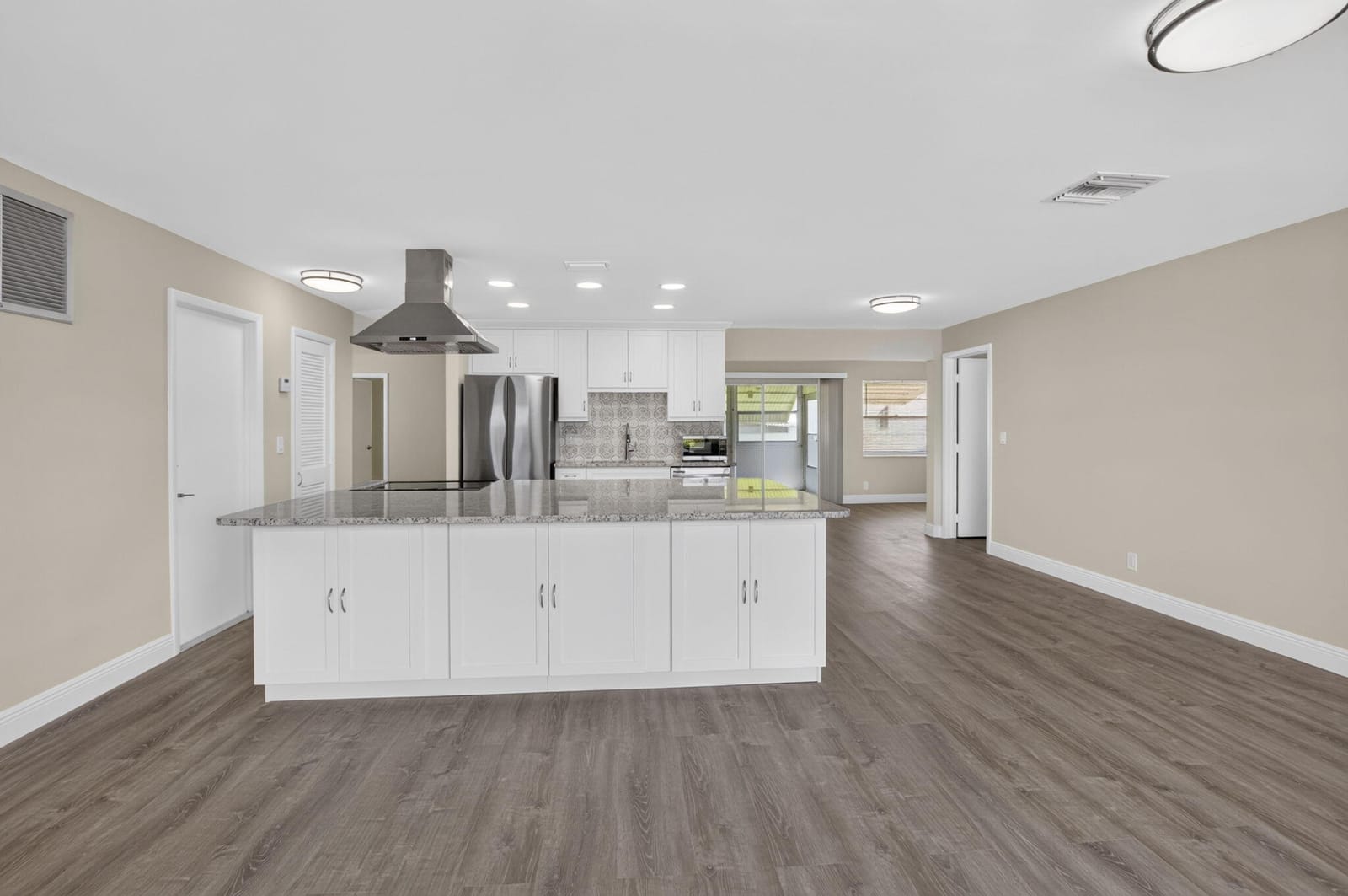 2081 SW 13th Terrace — photo 7