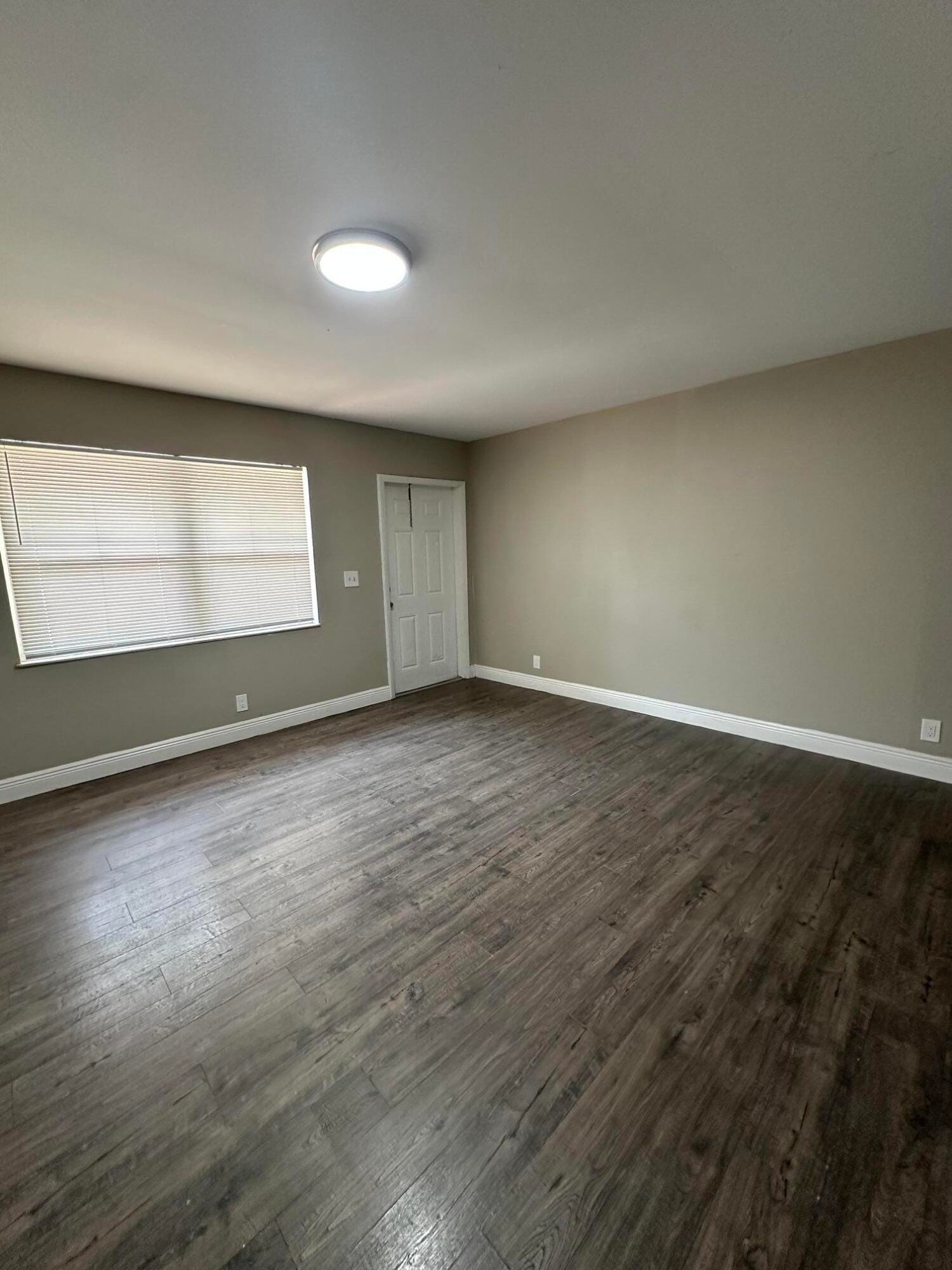 4833 Serafica Drive 4845 — photo 3