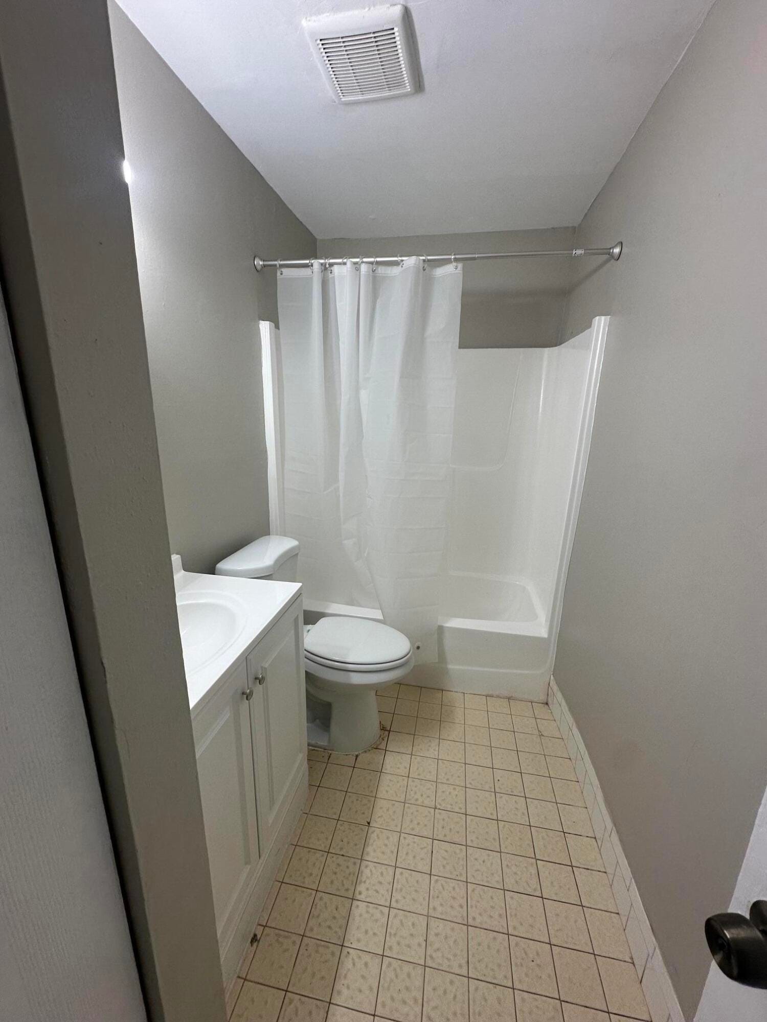 4833 Serafica Drive 4845 — photo 7