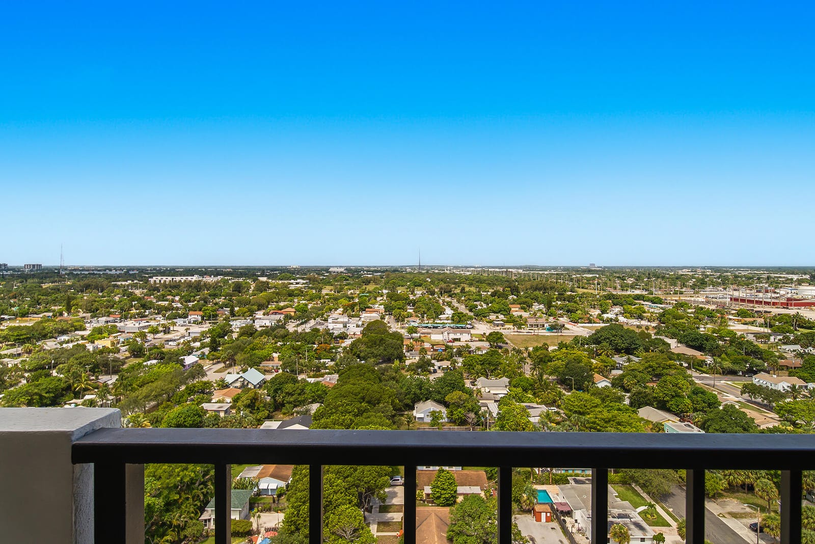 5600 N Flagler Drive 2202 — photo 10
