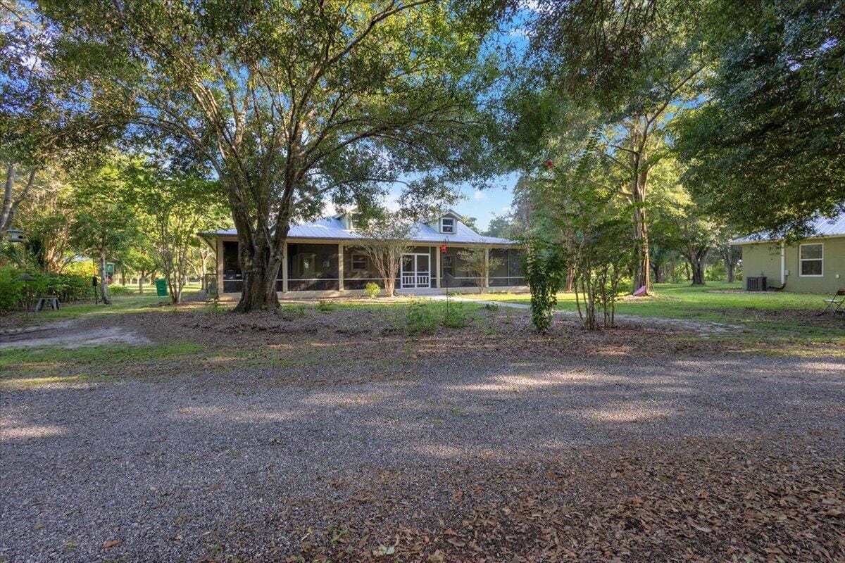 8505 IMMOKOLEE Road — photo 2