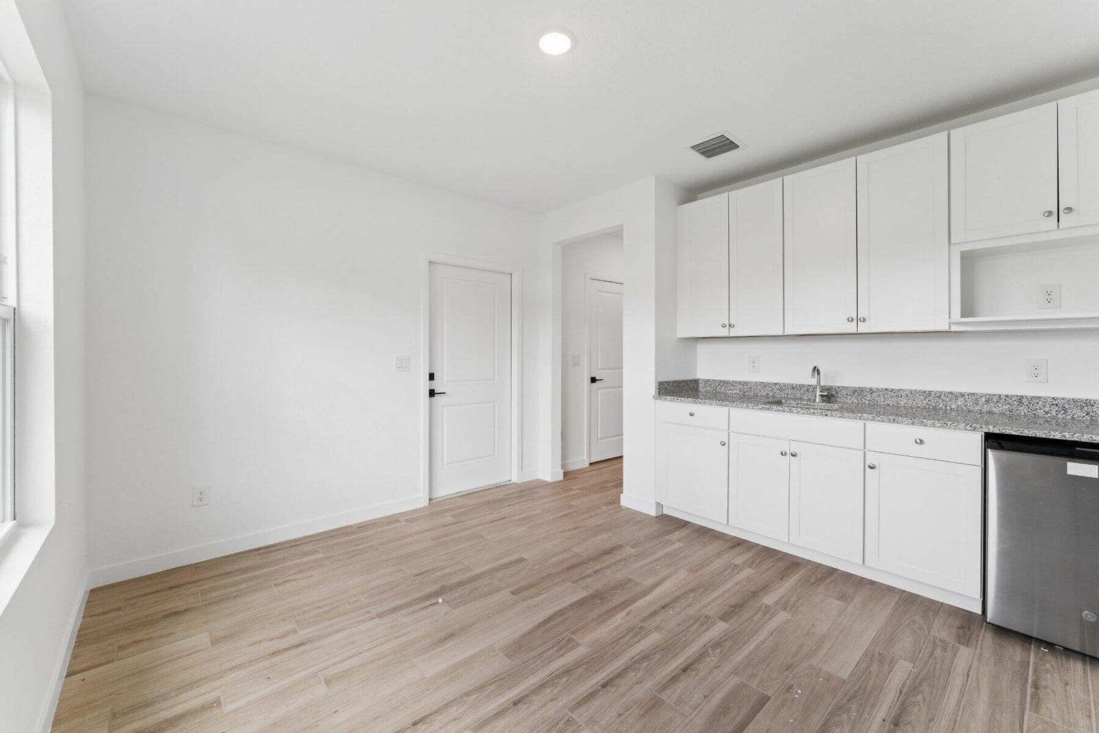 1902 SW BEAUREGARD Street — photo 4