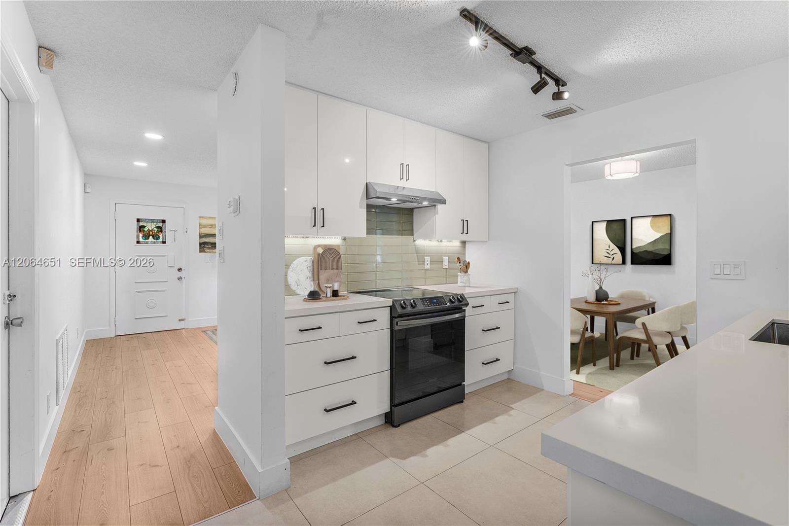 8830 NW 17th Street — photo 3