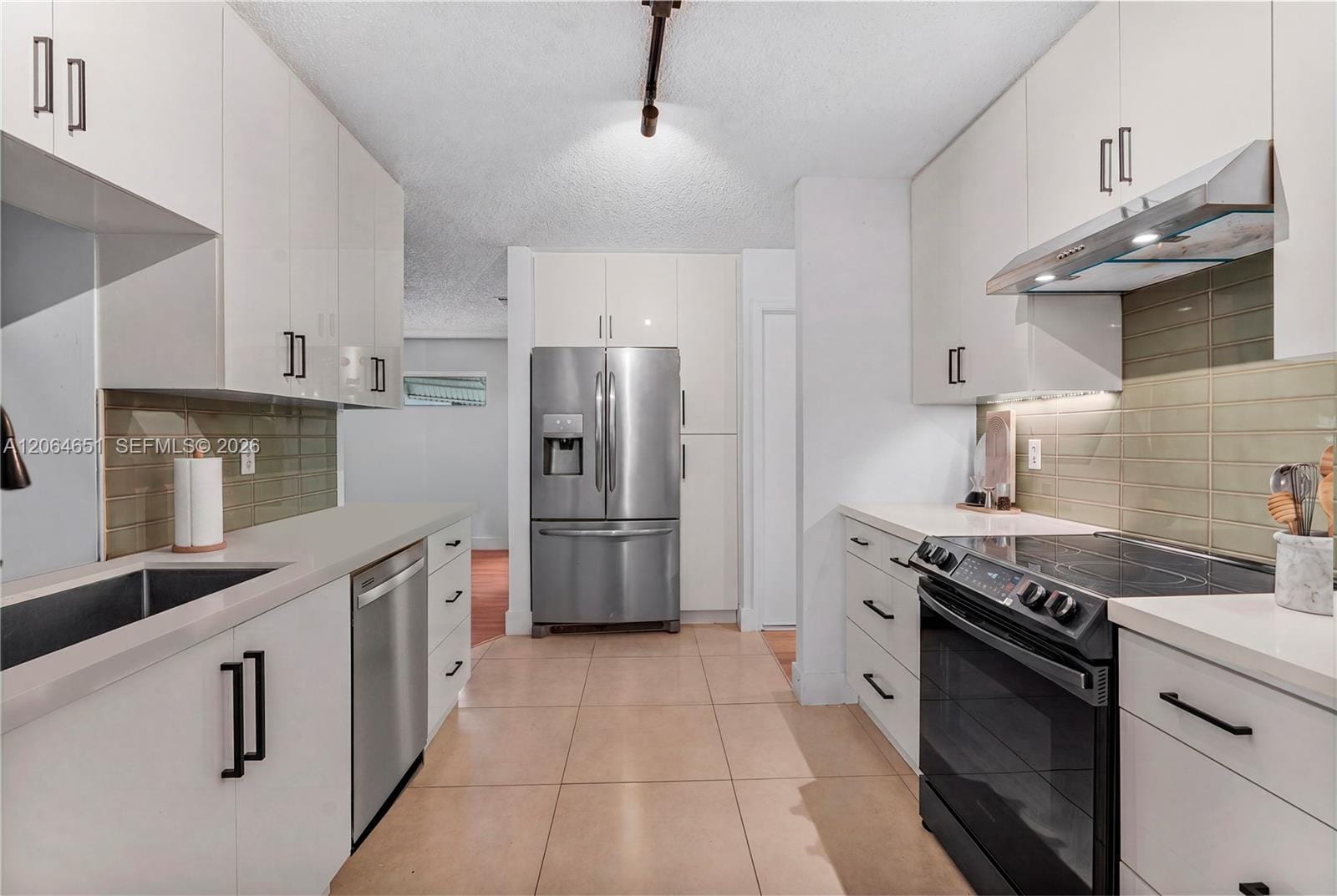 8830 NW 17th Street — photo 4