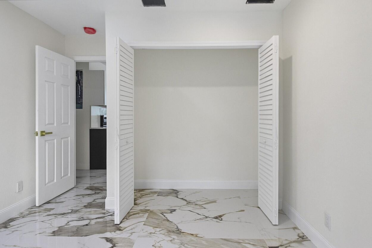 1336 W 6TH Street — photo 12