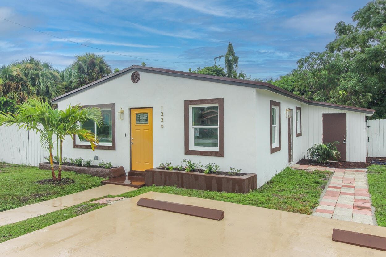 1336 W 6TH Street, Riviera Beach, FL 33404 photo 15