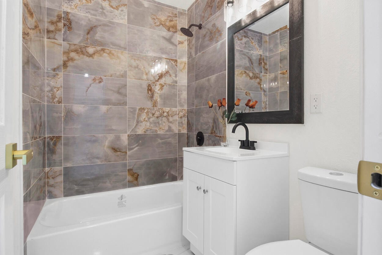 1336 W 6TH Street — photo 8