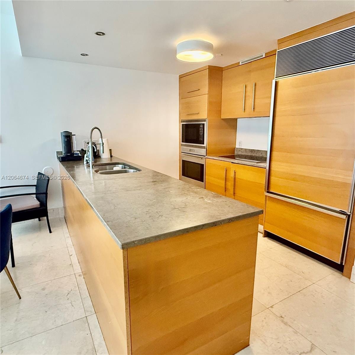 475 Brickell Avenue 1609 — photo 6