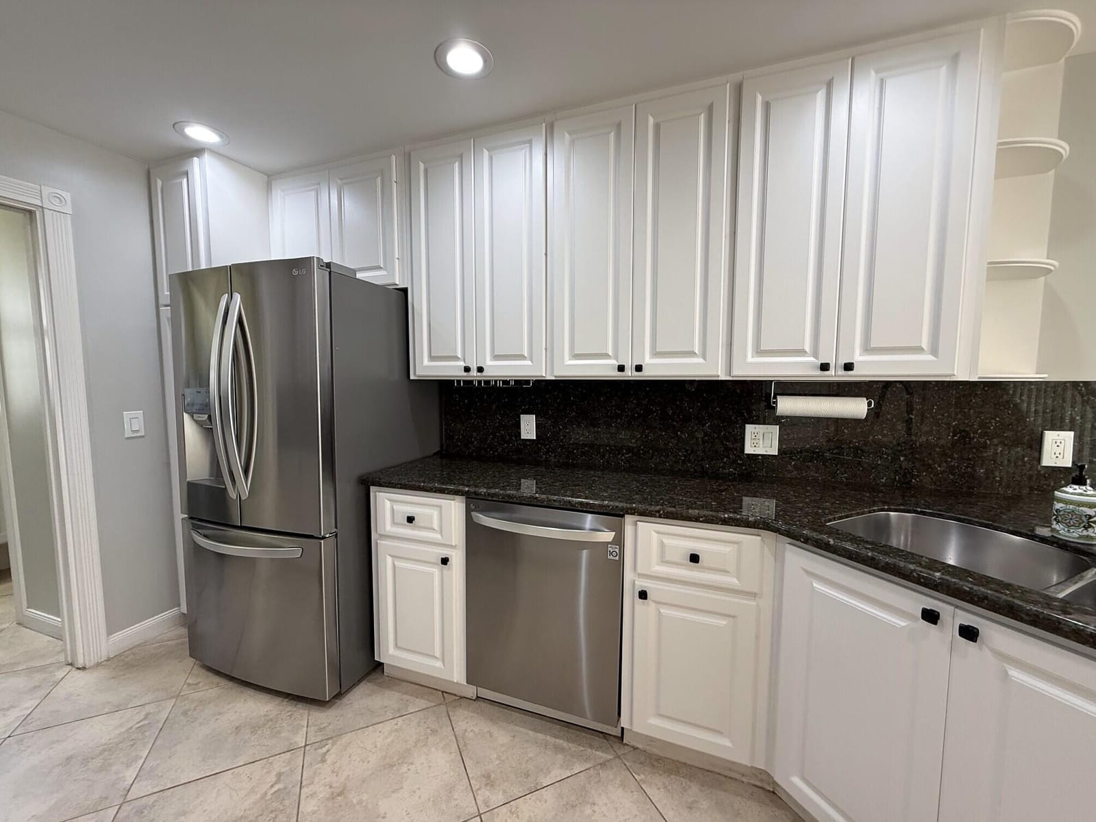 230 FORTUNA Drive — photo 12