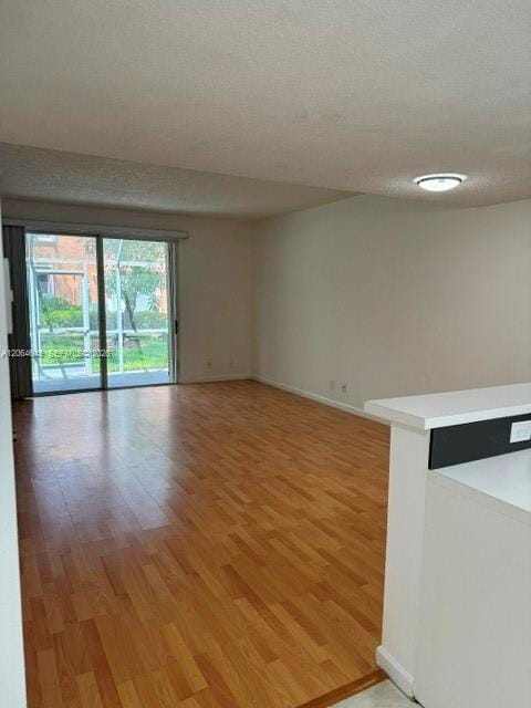 1531 Barcelona Way 3-30, Weston, FL 33327 photo 3
