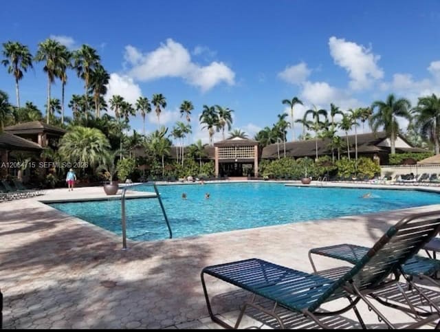 11008 Mainsail Drive, Cooper City, FL 33026