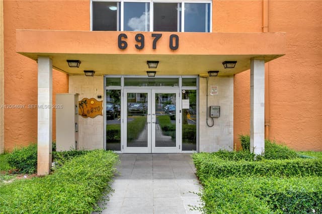 6970 NW 186th Street 3-409A, Hialeah, FL 33015