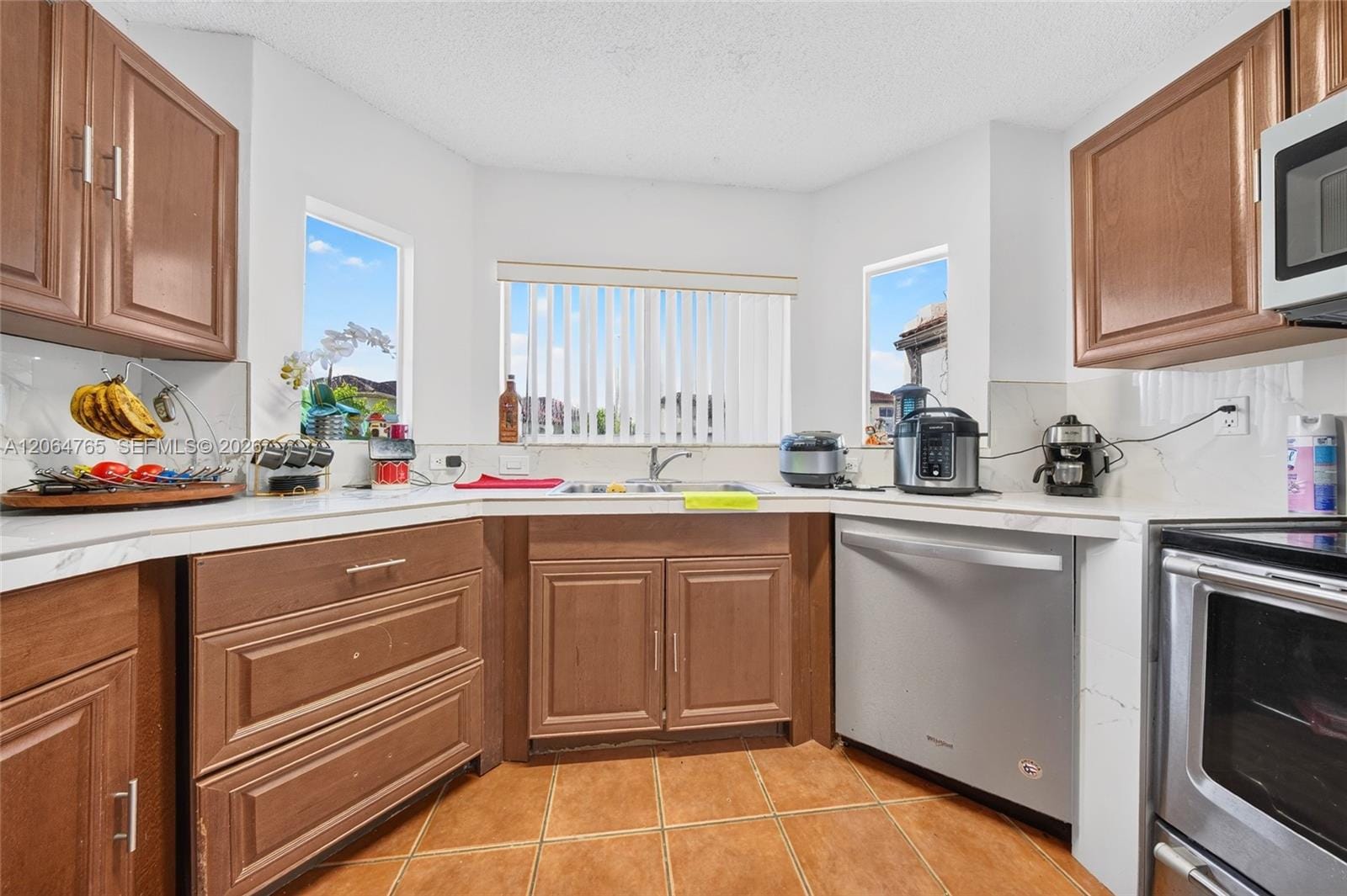 14137 SW 164th Terrace, Miami, FL 33177 photo 14