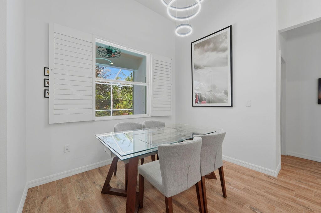 1812 SE FALLON Drive — photo 12