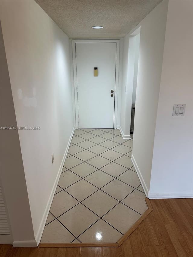 8415 SW 107th Avenue 303W, Miami, FL 33173