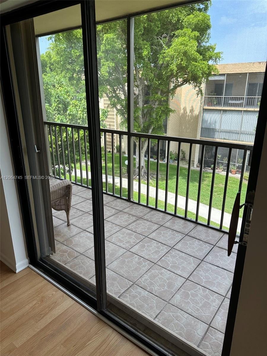 8415 SW 107th Avenue 303W, Miami, FL 33173 photo 24