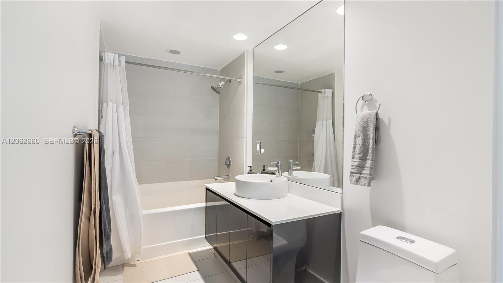 31 SE 6th Street 1708, Miami, FL 33131 photo 16