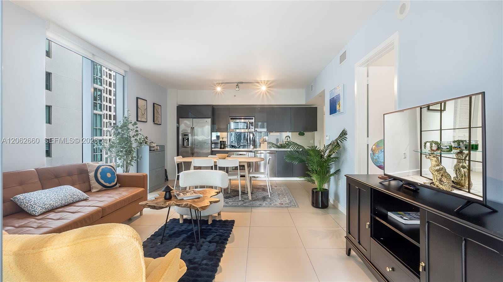 31 SE 6th Street 1708, Miami, FL 33131 photo 6