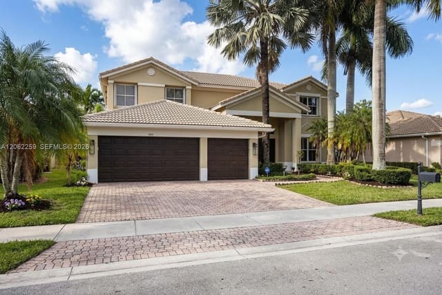 904 Stillwater Court, Weston, FL 33327